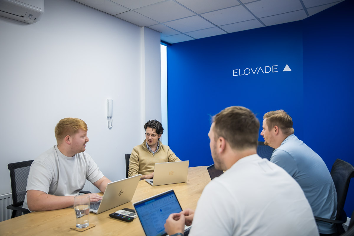 20260903ELOVADE-116 20260903ELOVADE-116